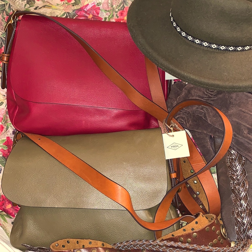 NWTS! Your Choice of Fossil Harper Crossbody bag